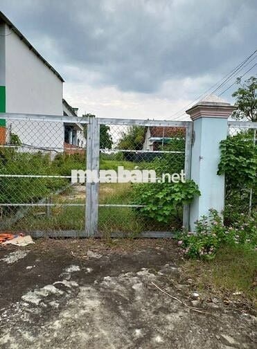 Đất thổ cư 136m2, cách Bệnh viện Xuyên Á 600m, giá cắt lỗ 500tr
