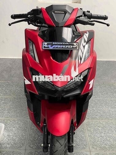 VARIO 160,ĐI LƯỚT 4 NGÀN KM,XE ĐẸP NHƯ MỚI,CÓ GÓP