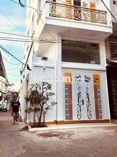 Cho thuê nhà Trệt 5Lầu 9PN - 9WC Quận 3