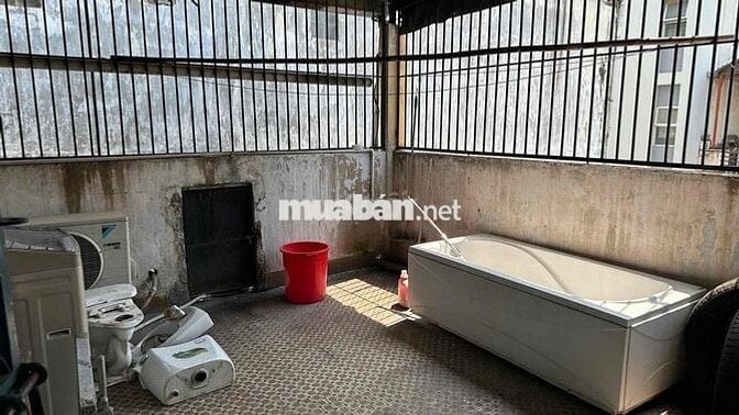 Phòng riêng cho thuê tọa lạc tại 689/69 Nguyễn Kiệm