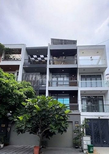 Hợp đồng cho thuê sẵn 38tr/tháng mỗi năm tăng 7,5% Mặt Tiền Bùi Tà Hán