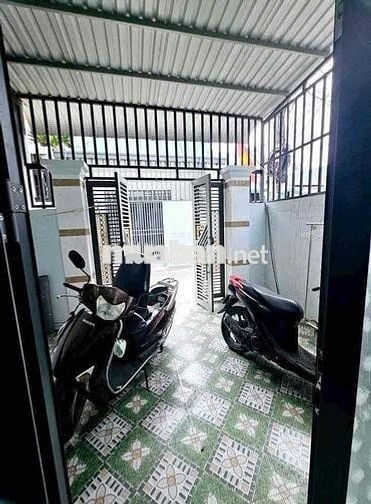 NHÀ Ở NGAY, 4x17.5M, PN TRỆT, ĐƯỜNG 8M, DĨ AN, 3 ĐỒNG TL