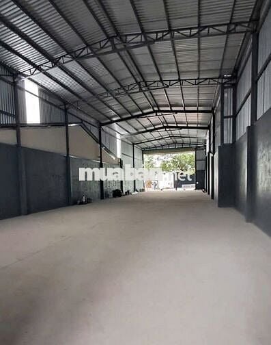 Kho đẹp cần cho thuê giá rẻ diện tích 850m2 ở Nguyễn Văn Qùy