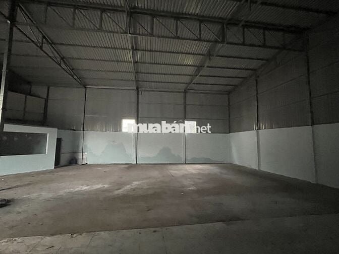 Kho Xưởng Mặt Bằng 300m2 Mặt Tiền Nhựa Kinh Doanh Gần Quốc Lộ 1K