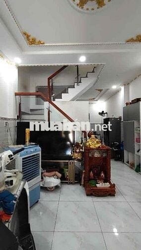 BÁN NHÀ MẶT TIỀN SÁT LÊ VĂN QUỚI BÌNH TÂN 4x10m 2TẦNG 2PN SHR