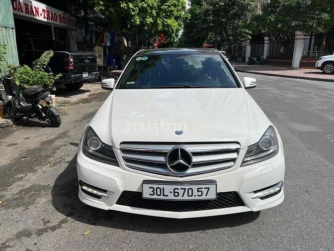 Mercedes Benz C Class 2014 - 120000 km