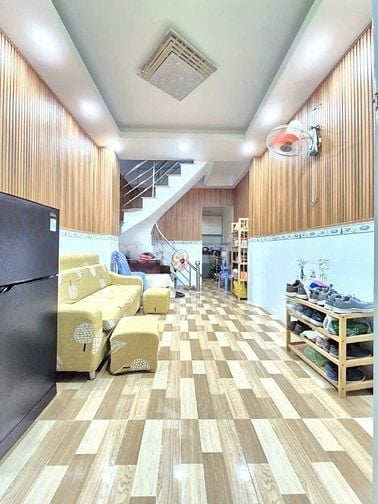nhà bán chính chủ 1 lầu có sổ hồng gần Phú Mỹ Hưng quận 7