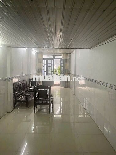 BÁN NHÀ HUỲNH TẤN PHÁT - 2 TẦNG - TRUNG TÂM QUẬN 7 - GIÁ TỐT - NỞ HẬU