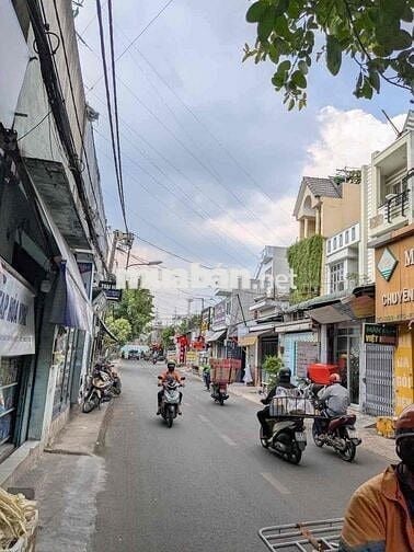 MT ĐƯỜNG NGUYỄN THỊ ĐẶNG, QUẬN 12, 5,2x37-DT KHỦNG 207/270m2 GIÁ CỰC N
