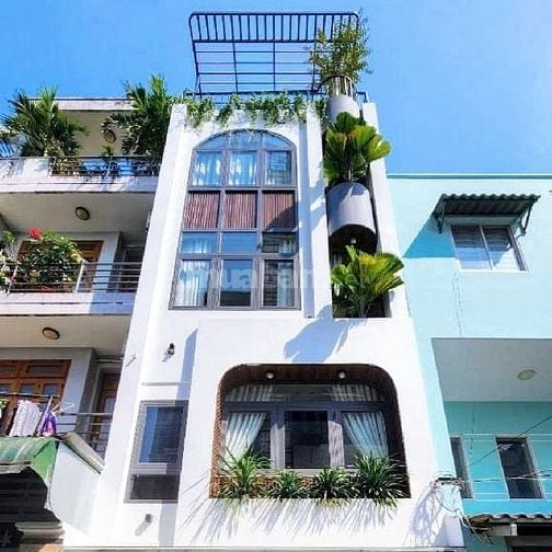 Gần Emart Phan Huy Ích, HXH, 5 tầng, nhà đẹp ở ngay, hơn 8 tỷ