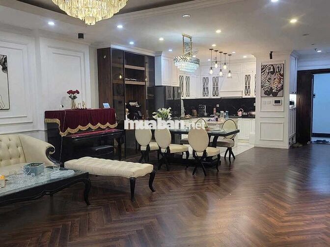 Căn hộ chung cư Hồ Gươm Plaza, full nội thất tân cổ điển, 130m2