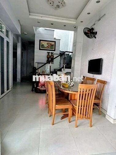 CHO THUÊ NHÀ 3 TẦNG HXH – FULL NỘI THẤT – P. HIỆP BÌNH PHƯỚC, THỦ ĐỨC