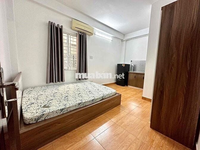 CHDV NGAY VÒNG XOAY TRUNG SƠN, CẦU NGUYỄN VĂN CỪ,CẦU CHỮ Y, UEH, QUẬN7