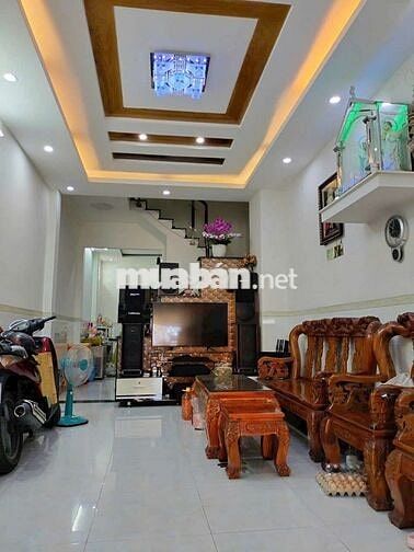 12ty thương lương nhà măt tiền pham thế hiển p4 Q8