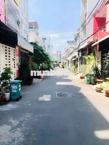🏡Nhà Đúc 2 Tầng, 2 pn 
🍀Đường Xe Hơi Thông Dt: 24m2, DTSD 48m2