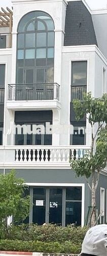 Cần bán nhà phố xây 4 tầng diện tích 90m mt7,5m giá 450tr
