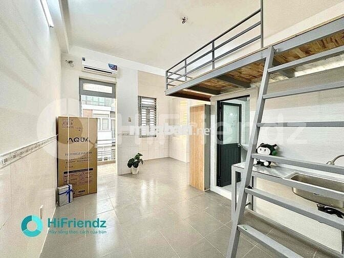 DUPLEX FULL NỘI THẤT BAN CÔNG THOÁNG KẾ BÊN DH VĂN HIẾN