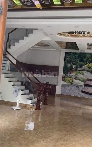 CẦN BÁN NHÀ MẶT TIỀN QUẬN TÂN BÌNH NGANG 9M2 X 13M5 GIÁ 25 TỶ