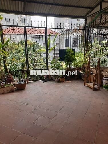 Phòng t2 vskk cổng đại học Bách Khoa. Cách XD300m. KTQD500m.