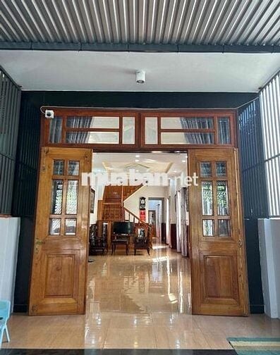 Nhà mặt tiền nguyên căn 300m2 đường LƯƠNG THẾ VINH