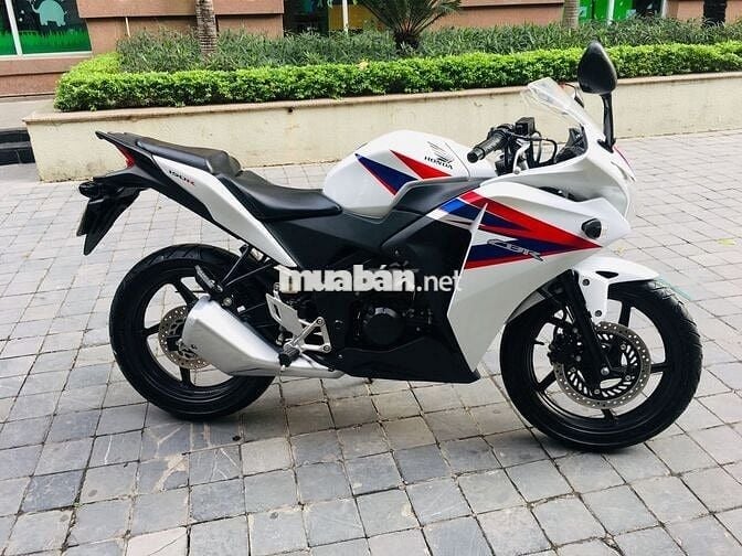 HONDA CBR 150 Bản 1 Mắt Màu HOTT Xe Máy ZIN 2018