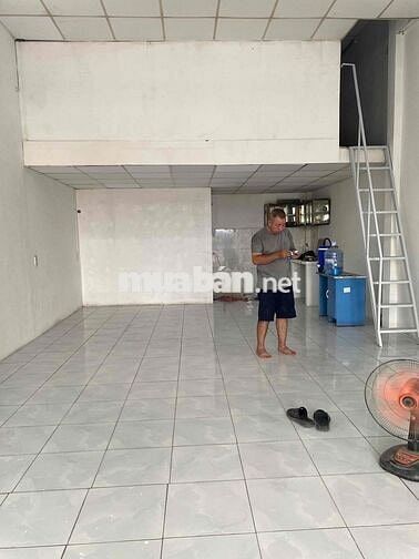 Nhà mặt tiền trệt lửng 5,5*17 tiện kinh doanh