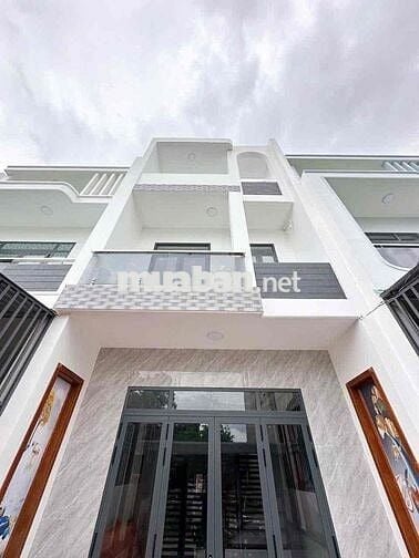 BÁN NHÀ 1 TRỆT 2 LẦU GẦN UBND PHƯỜNG BIÊN HOÀ