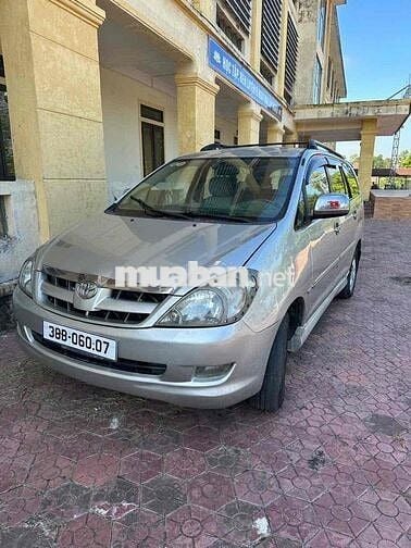Toyota Innova 2008 G - 20000 km