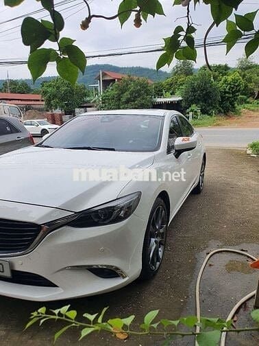 Mada 6 2018 2.0L Premium - 100000 km