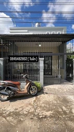Nhà Bình Chánh hẻm xe hơi 680tr