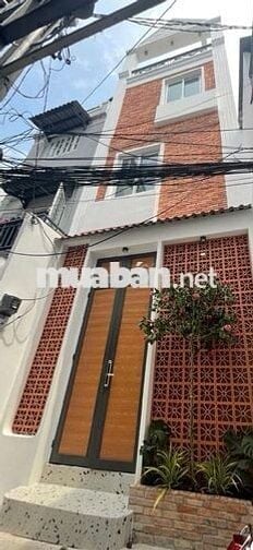 Quận 4 -  4 tầng - 40m2 - Nhà Khánh Hội P4 - Chỉ hơn 6 tỷ.