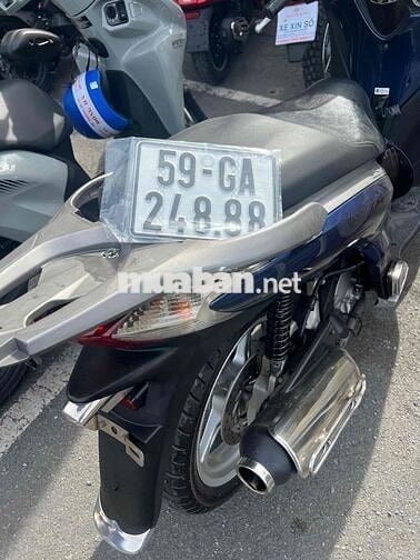 Bán xe Chính chủ gia đình SH Ý 150i