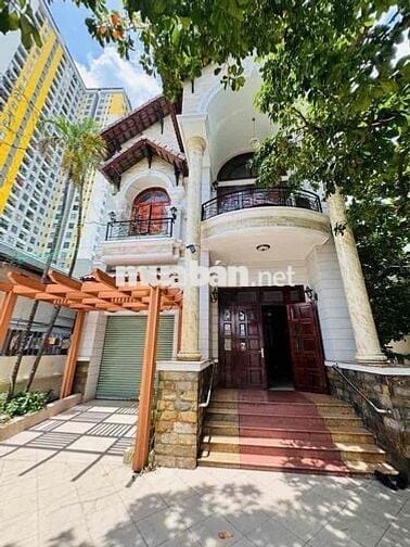 Biệt thự mặt tiền Bế Văn Đàn, Dĩ An, mới toanh, nở hậu 33tr/m2 quá rẻ