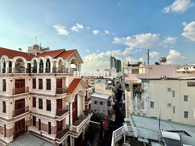 Căn Hộ Ban Công ..... Ngay Bờ Kè Trườnh Sa ... 5p qua Phố Đi Bộ 🔥🔥
