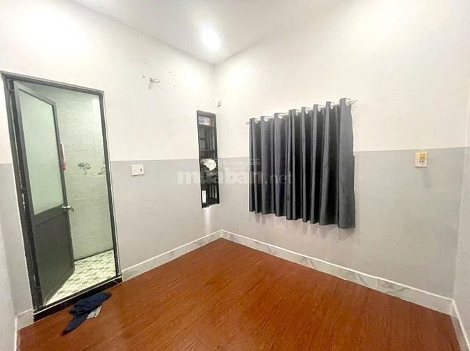 BÁN CĂN NHÀ NHỎ HẺM XE 7 CHỖ, CÁCH TRUNG TÂM TPHCM 24KM