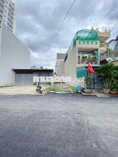 Bán đất xây nhà ở đường nhựa 7m đường 11. DT 85,4m2, SHR, HSXD 5 tầng