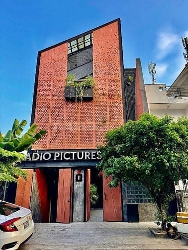 Một căn nhà Mặt Tiền mô hình Coworking Space 160m2 (8*20) hầm 3 tầng