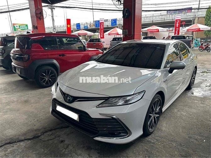 Toyota Camry 2022 2.5HV - 35000 km