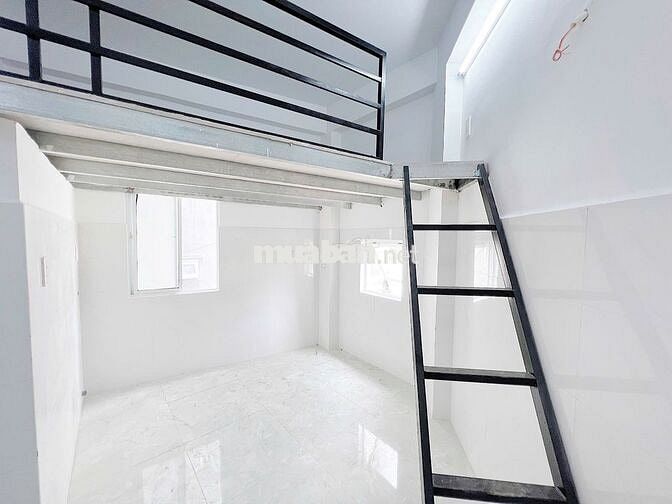 Duplex cho thuê đi bộ qua Văn Lang 5p. Thuận tiện đi Bình Thạnh