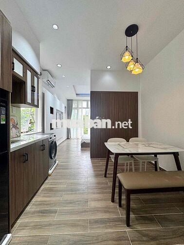 Cho thuê căn hộ máy giặc riêng 50m2 ban công lớn, Phổ Quang, Tân Bình