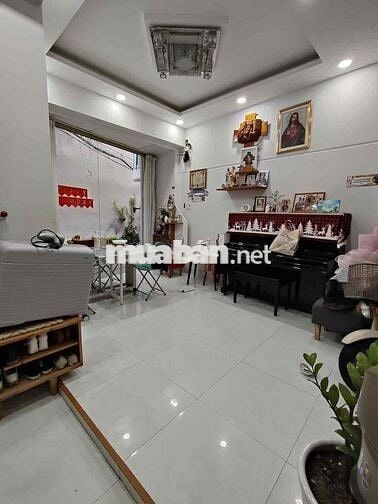 2 CĂN LIỀN KỀ NGUYỄN VĂN TRỖI NGANG LỚN 6M2 DT 40M2