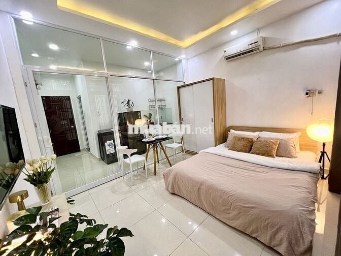 Phòng balcon ngủ tách bếp 40m2 Nguyễn Giản Thanh,Q.10