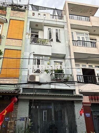 Nhà 64m2 3 lầu 4PN đường thông 8m khu công viên nội bộ đường số 21 P8