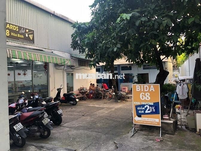 CHo thuê mbkd mặt tiền đường Hoà bình tổng dt 705m2 nở hậu 19m