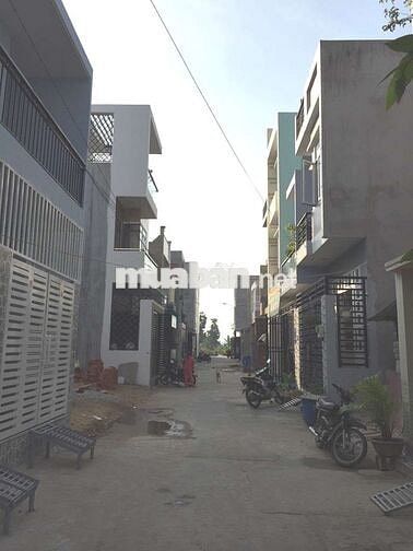 Cho thuê nhà nguyên căn nhỏ 3.2 triệu, điện nhà nước
