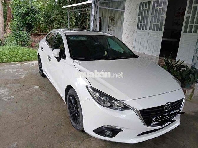 Mazda 3 2016 1.5 AT Sedan - 145000 km