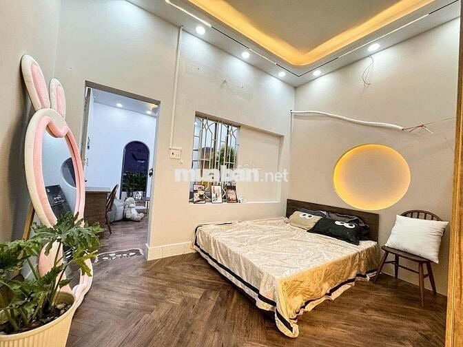 Cho Thuê Căn Hộ 1 Phòng Ngủ Ban Công Đúng Hình Đúng Giá Q3
