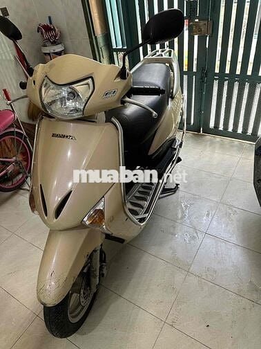 Chính chủ bán Lead 110 màu kem đăng ký đầu 2014