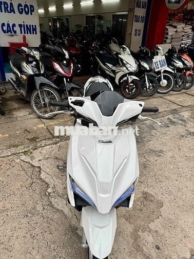❇️❇️ AB 125 trắng đen 2016 xe đẹp có trả góp