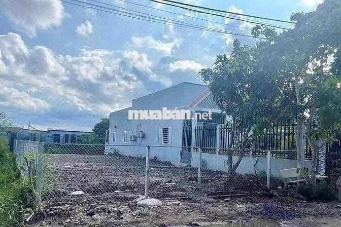 vk ck em kẹt tiền nên bán nền đất giá rẻ này
